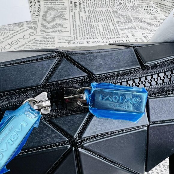 NWT Issey Miyake Bao Bao Boston Tote Bag - Picture 11 of 11